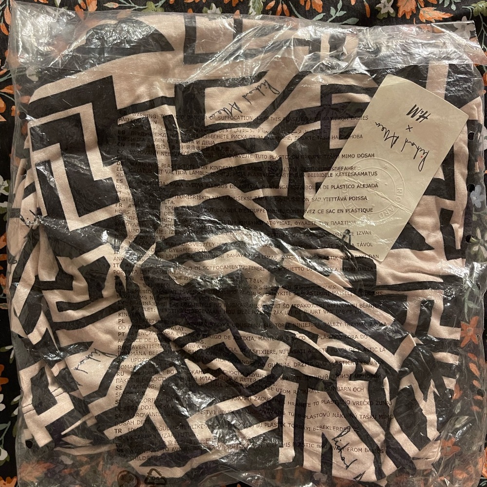 H&MXRichard Allen patterned mockneck shirt